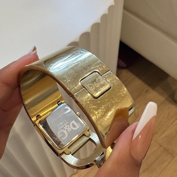 Dolce Gabbana watch/Cuff bracelet Gold - Picture 3 of 9